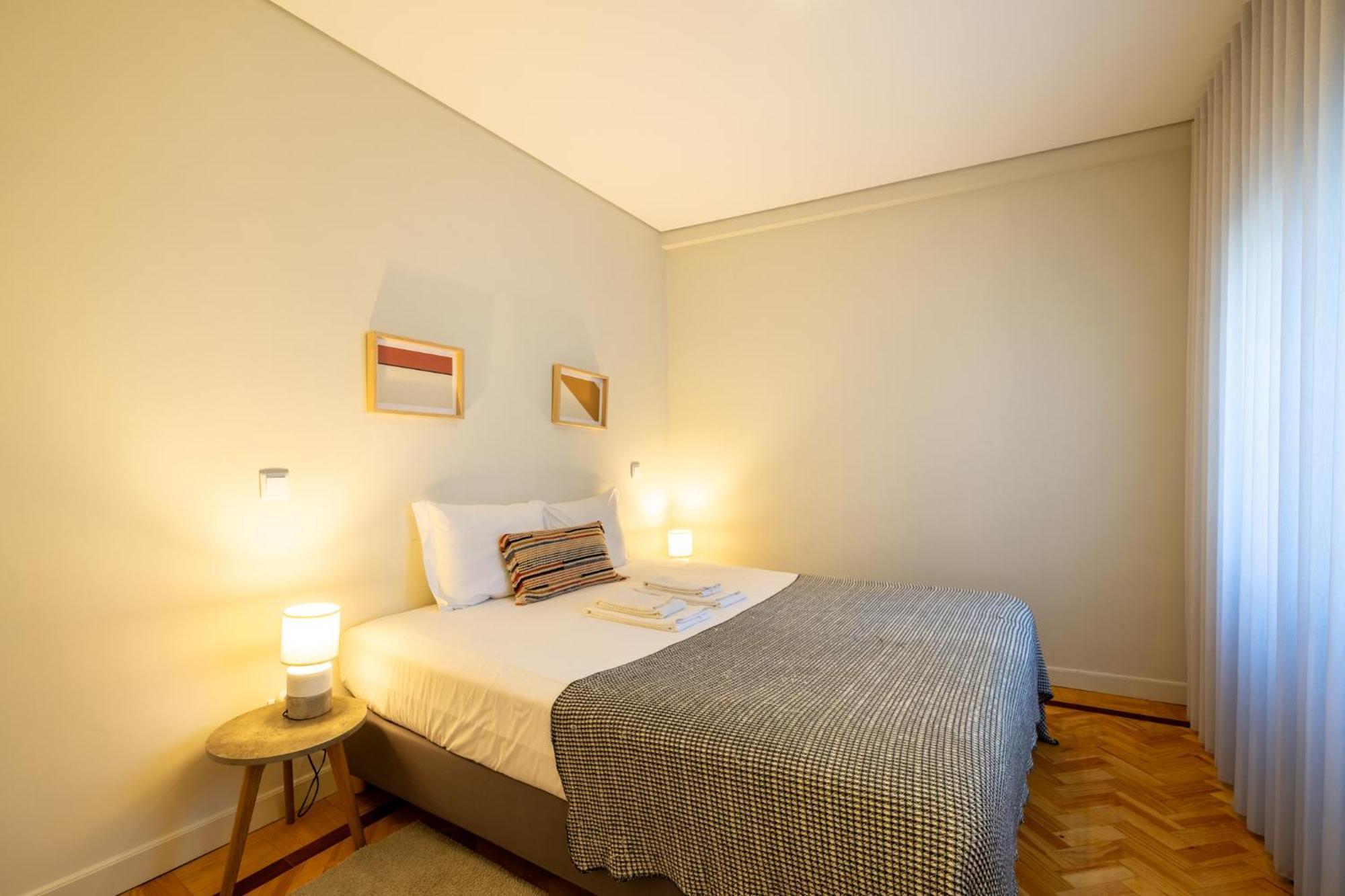 Casa Do Oficio Galerista Apartment ปอร์โต ภายนอก รูปภาพ